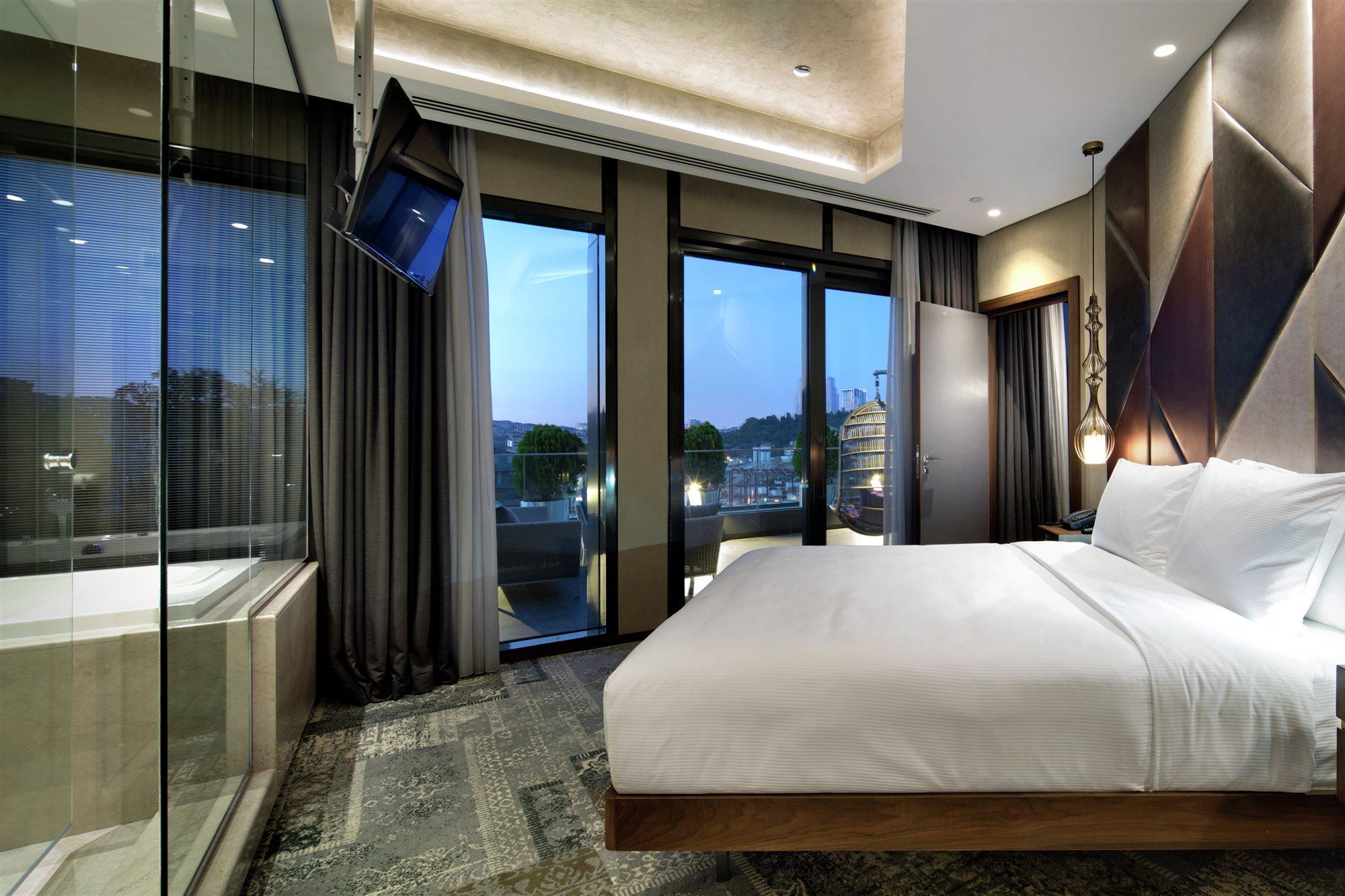 Doubletree By Hilton Istanbul - Piyalepasa Hotel Kültér fotó Deluxe Suite