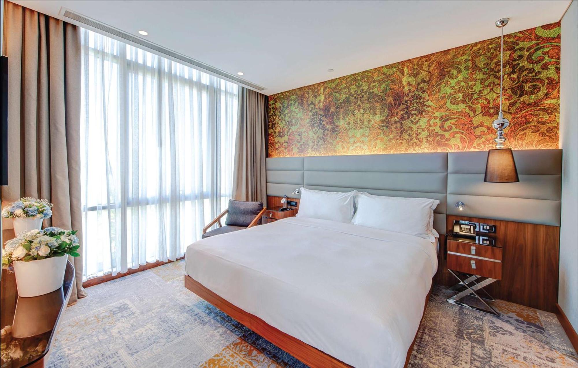 Doubletree By Hilton Istanbul - Piyalepasa Hotel Kültér fotó