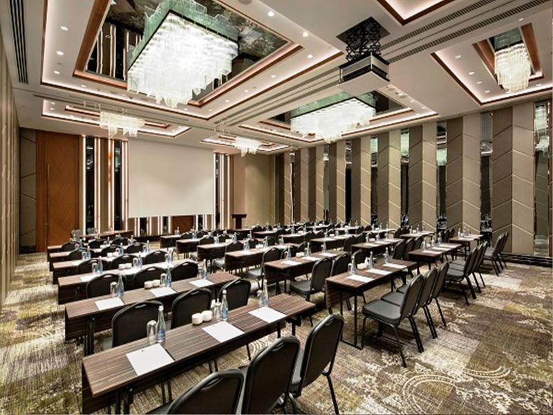 Doubletree By Hilton Istanbul - Piyalepasa Hotel Kültér fotó The Grand Ballroom