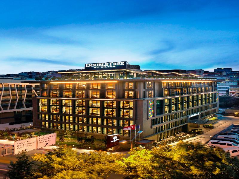 Doubletree By Hilton Istanbul - Piyalepasa Hotel Kültér fotó DoubleTree by Hilton Beijing Airport