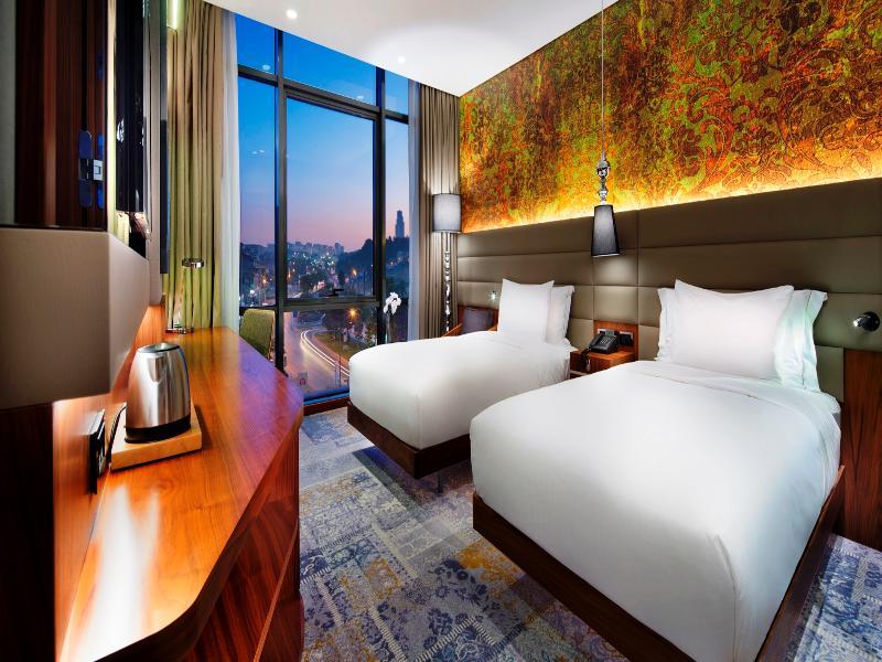 Doubletree By Hilton Istanbul - Piyalepasa Hotel Kültér fotó Deluxe Room